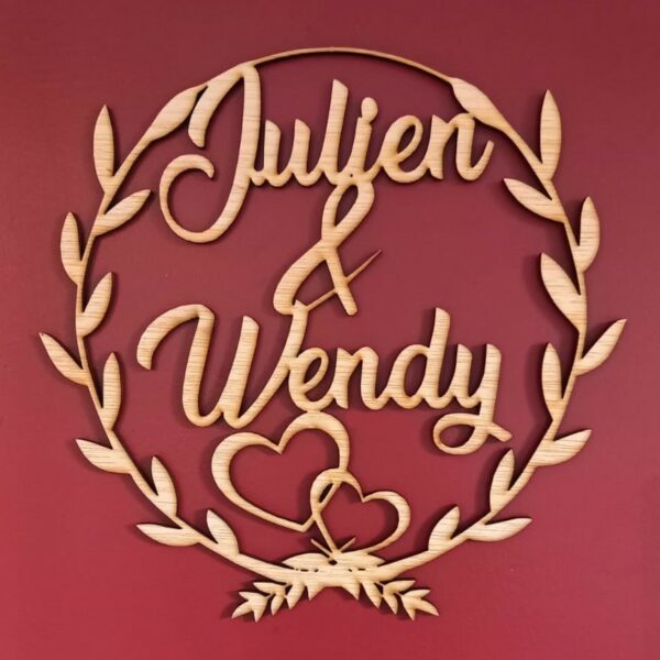 couronne prénoms personnalisée en bois champetre Julien Wendy