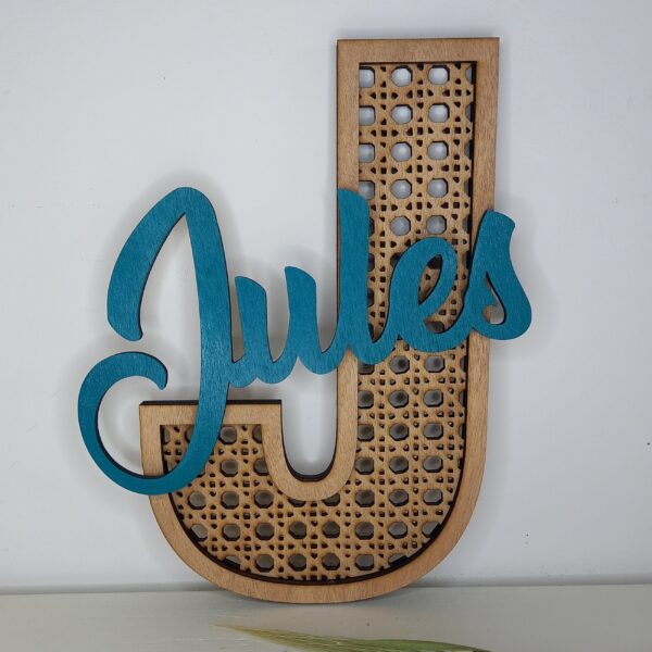 Lettre en bois imitation cannage personnalisée avec prénom J Jules bleu canard